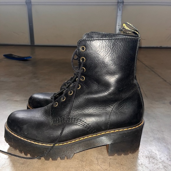 COPY - Doc Martens Platform Boots - Picture 4 of 5
